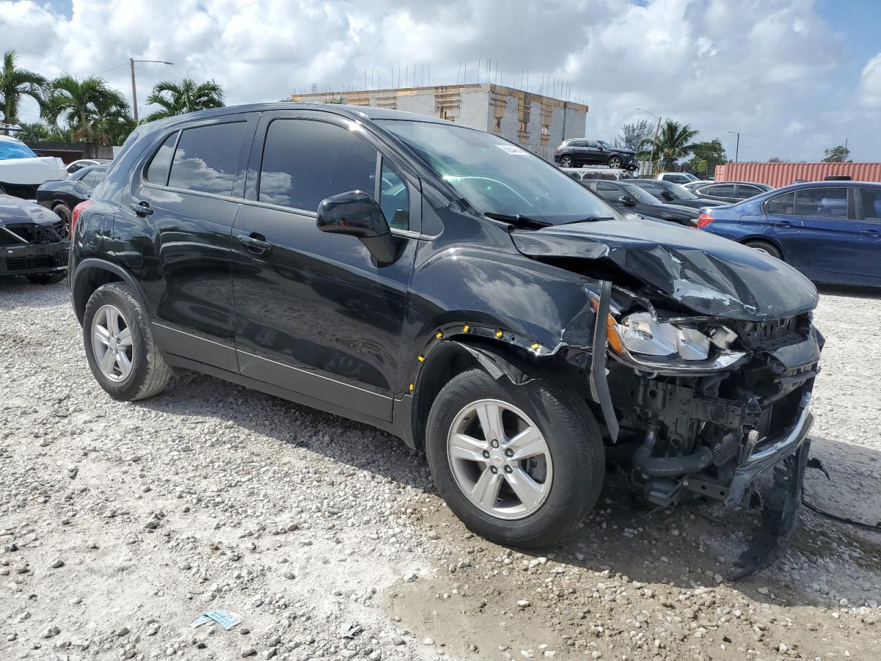 Lot #2981365648 2022 CHEVROLET TRAX LS