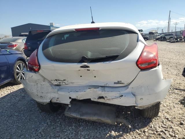 2015 FORD FOCUS SE - 1FADP3K21FL300138