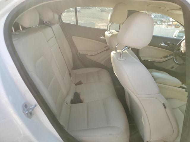 2015 MERCEDES-BENZ GLA 250 - WDCTG4EB1FJ177275