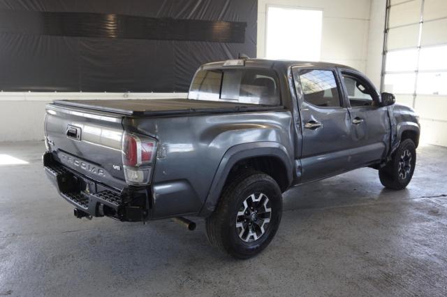 VIN 3TMGZ5AN8JM172660 2018 Toyota Tacoma, Double Cab no.3