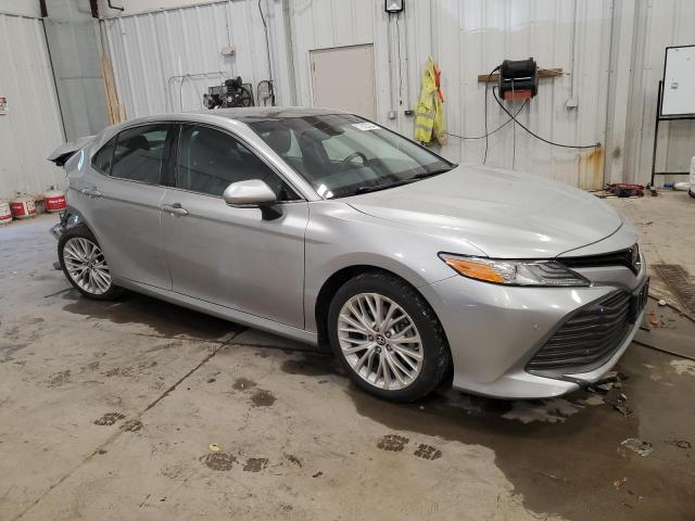 VIN 4T1B11HK8JU007575 2018 Toyota Camry, L no.4