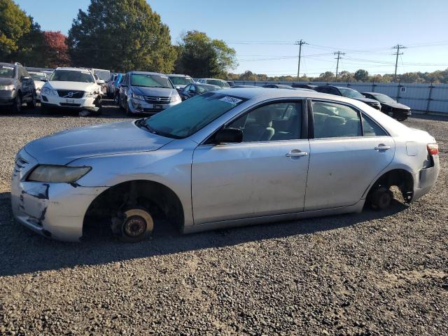 TOYOTA CAMRY BASE