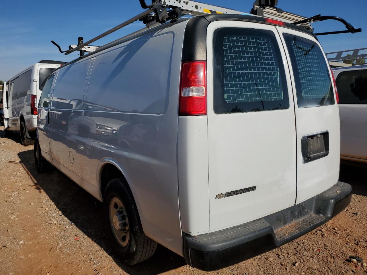 Lot #2945690615 2020 CHEVROLET EXPRESS G2