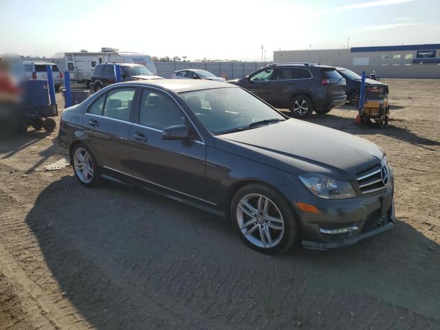 VIN WDDGF8AB3EG246718 2014 MERCEDES-BENZ C-CLASS no.4