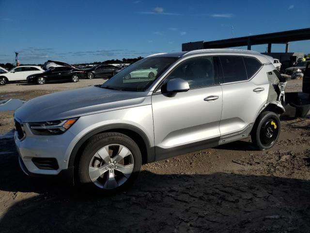 VIN YV4162UK4K2147145 2019 Volvo XC40, T5 Momentum no.1