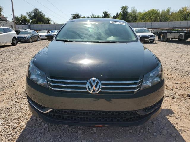 2015 VOLKSWAGEN PASSAT S - 1VWAT7A32FC049802