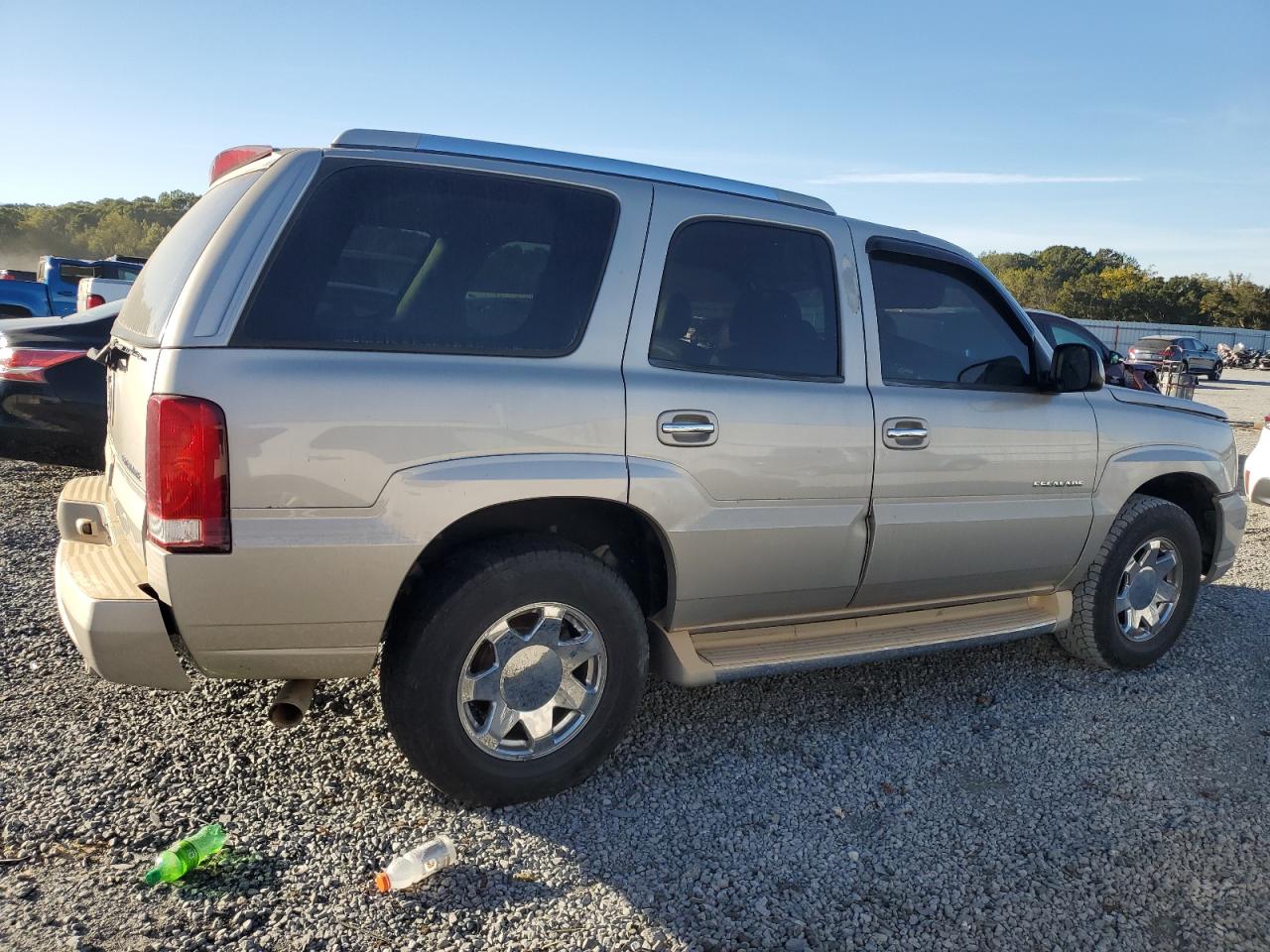 Lot #2993209439 2004 CADILLAC ESCALADE L