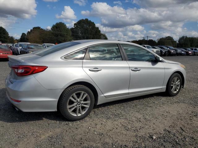 HYUNDAI SONATA SE 2015 silver sedan 4d gas 5NPE24AF2FH104043 photo #4