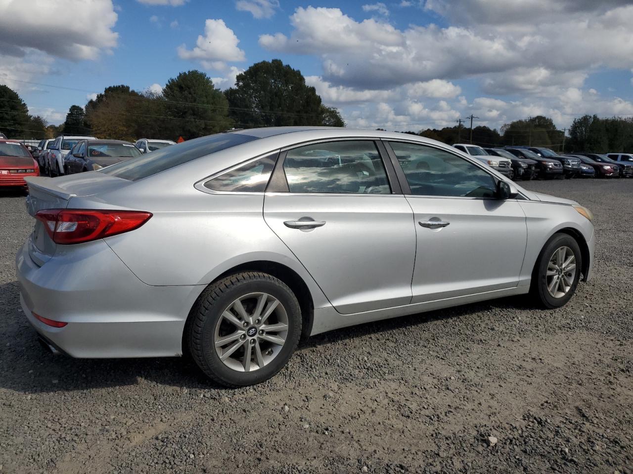 Lot #2971860125 2015 HYUNDAI SONATA SE