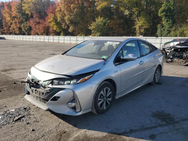 VIN JTDKARFP2H3057423 2017 Toyota Prius no.1