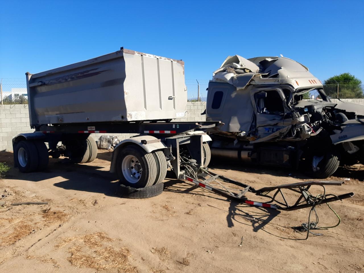 SUPERIOR TRAILER WORKS Superior Trailer Works 2000 