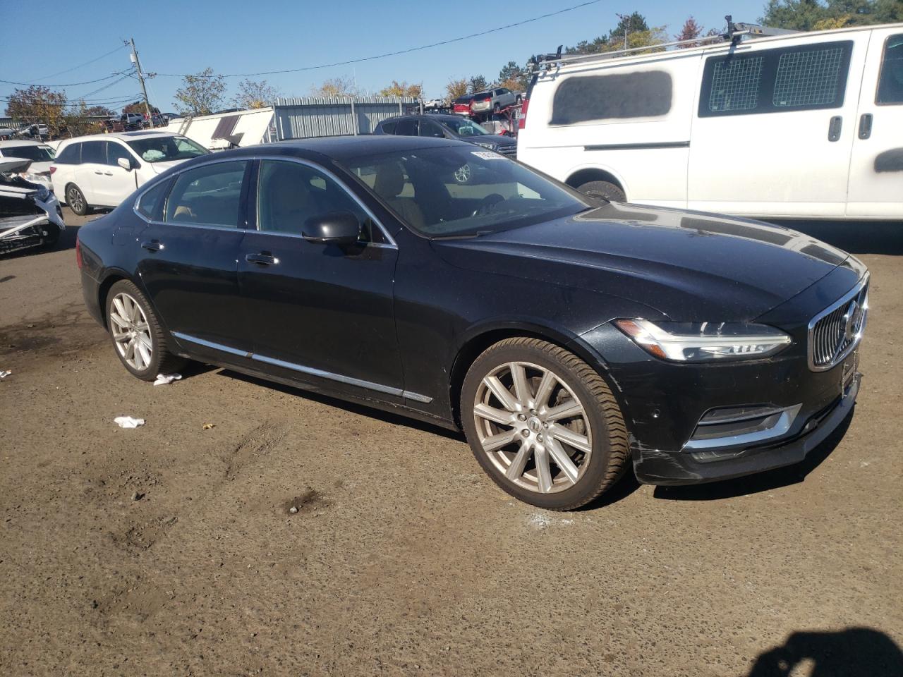 Lot #3049492650 2018 VOLVO S90 T6 INS