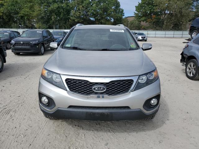 VIN 5XYKT3A69DG324844 2013 KIA Sorento, LX no.5