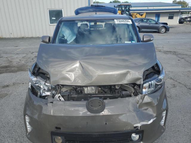 VIN JTLZE4FE9EJ064756 2014 Toyota Scion no.5