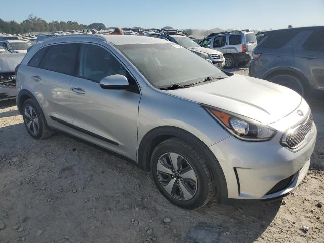 VIN KNDCB3LC7H5058152 2017 KIA Niro, FE no.4