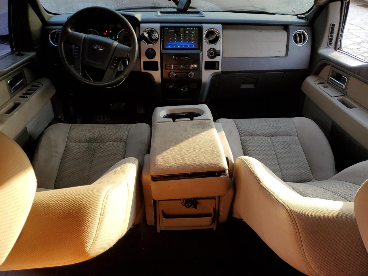 FORD F-150 SUPERCREW