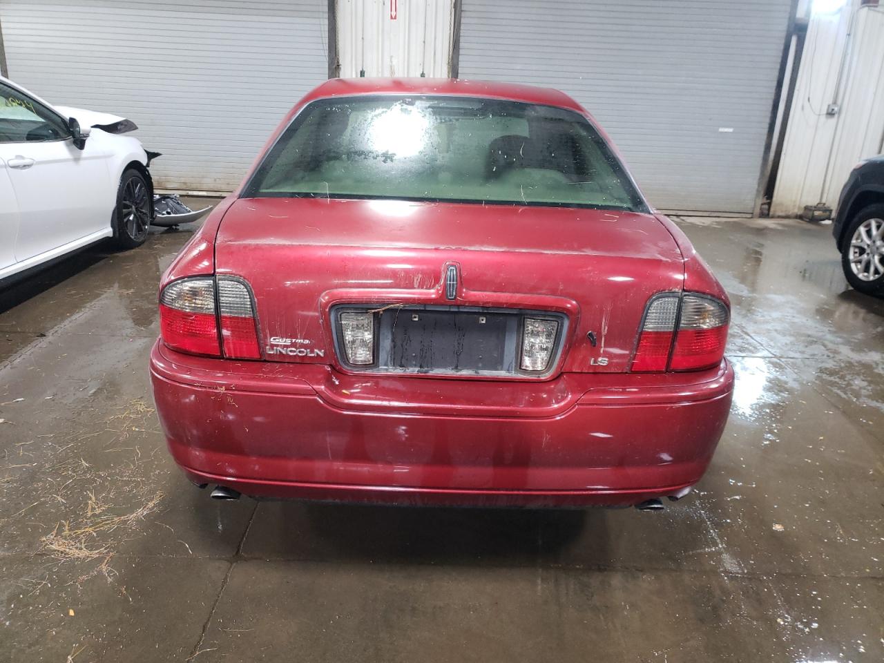 Lot #2926252508 2005 LINCOLN LS