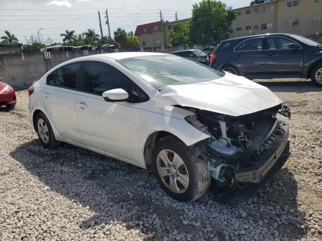 VIN 3KPFL4A75JE219579 2018 KIA Forte, LX no.4