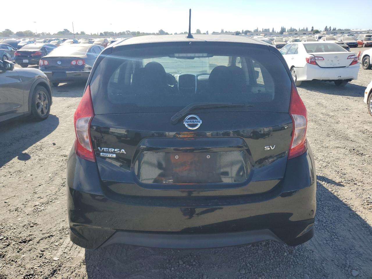 Lot #3041742445 2018 NISSAN VERSA NOTE