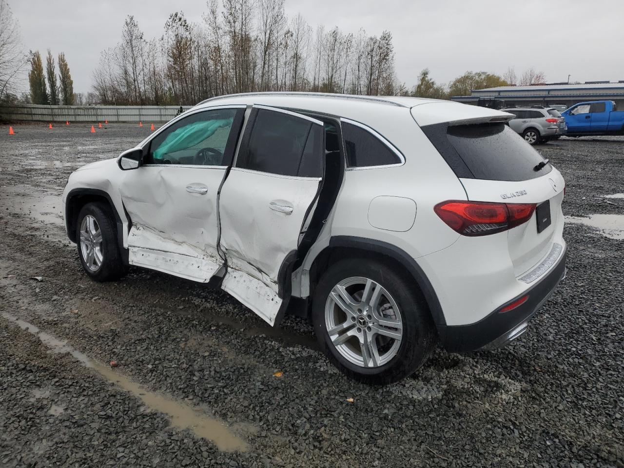 Lot #3004139978 2022 MERCEDES-BENZ GLA 250 4M