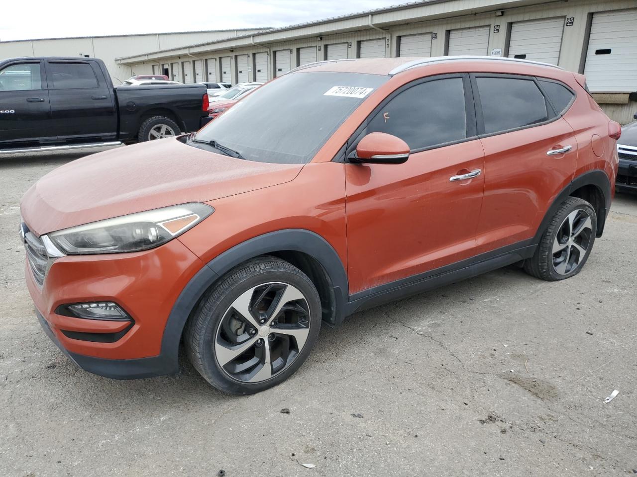 Lot #2907038138 2016 HYUNDAI TUCSON LIM