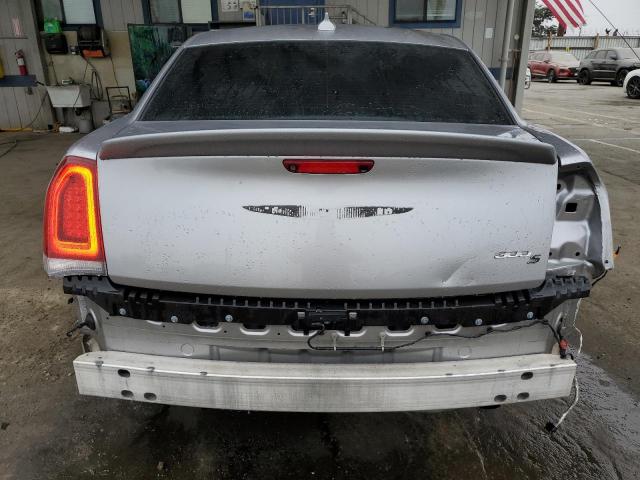 VIN 2C3CCABG9JH261505 2018 CHRYSLER 300 no.6