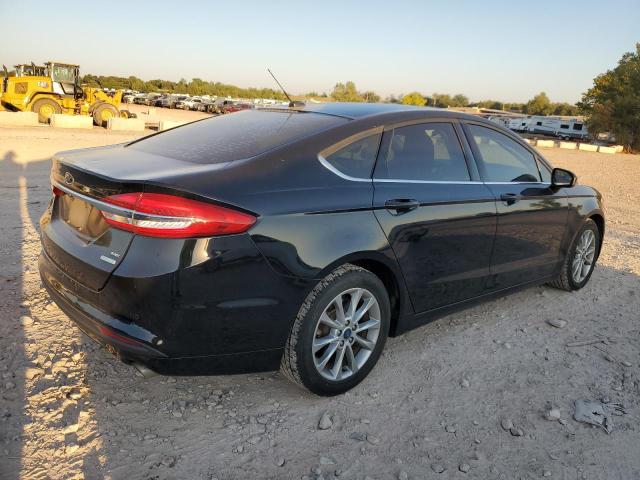 VIN 3FA6P0HDXHR252143 2017 Ford Fusion, SE no.3