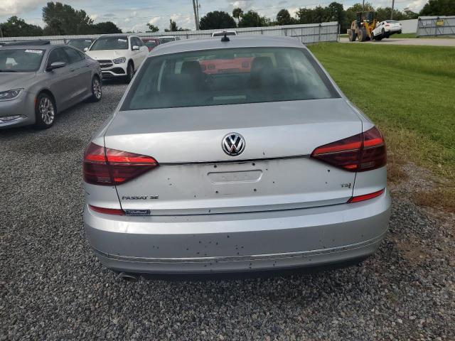 VIN 1VWBA7A39JC029596 2018 Volkswagen Passat, SE no.6