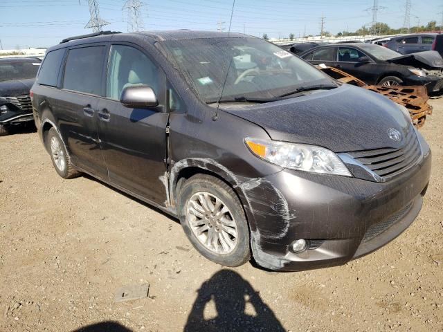 VIN 5TDYK3DC1ES460713 2014 Toyota Sienna, Xle no.4