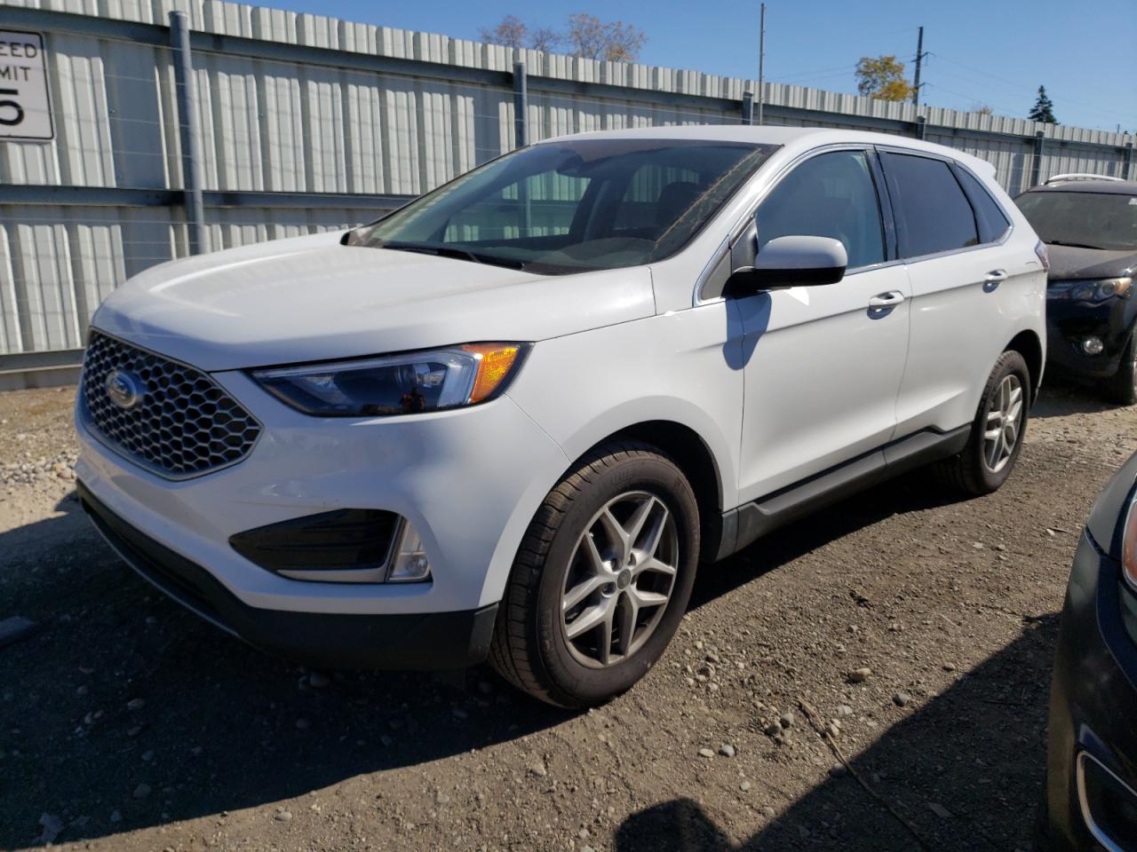 Lot #2894835833 2023 FORD EDGE SEL