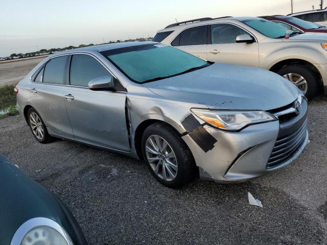 VIN 4T1BK1FK6FU565643 2015 Toyota Camry, Xse no.4