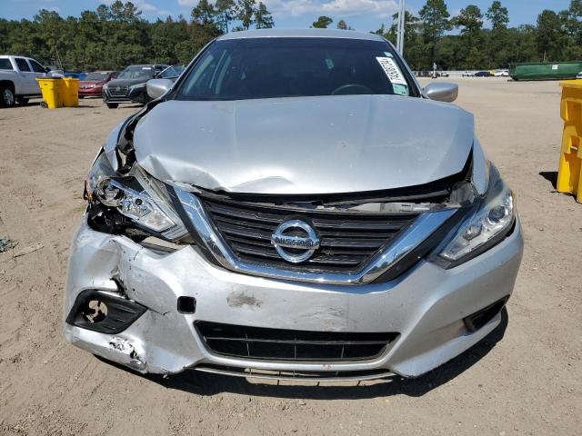 VIN 1N4AL3AP3HC225943 2017 Nissan Altima, 2.5 no.5