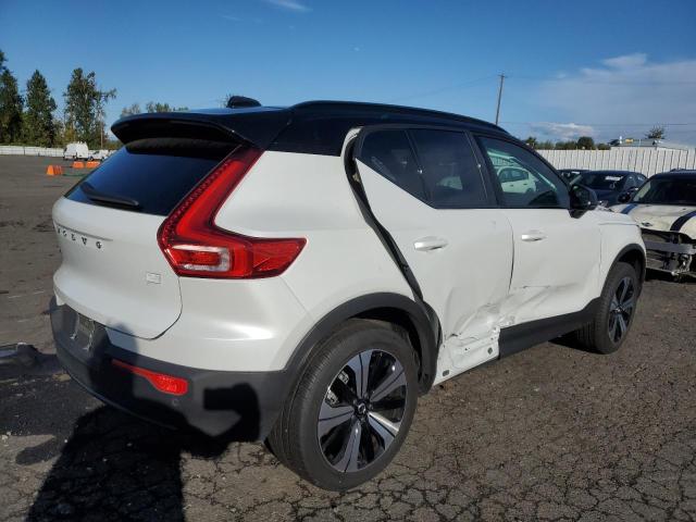 VOLVO XC40 RECHA 2023 white  electric YV4ED3UK8P2101970 photo #4