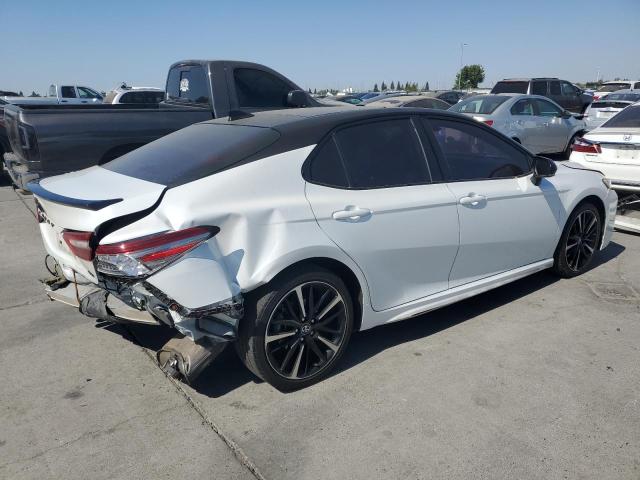 VIN 4T1B61HK4KU219019 2019 Toyota Camry, Xse no.3