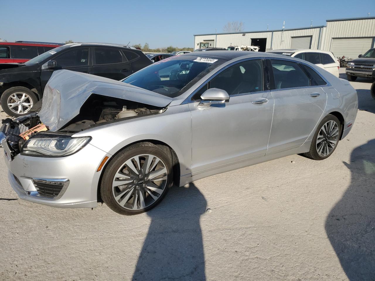 Lot #2926390002 2017 LINCOLN MKZ RESERV