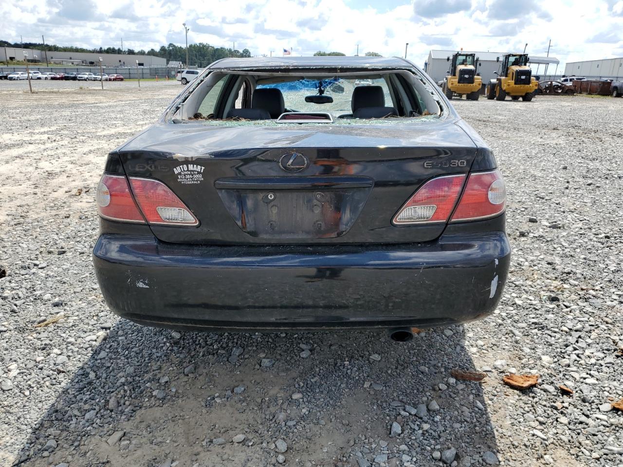 Lot #2952665194 2004 LEXUS ES 330