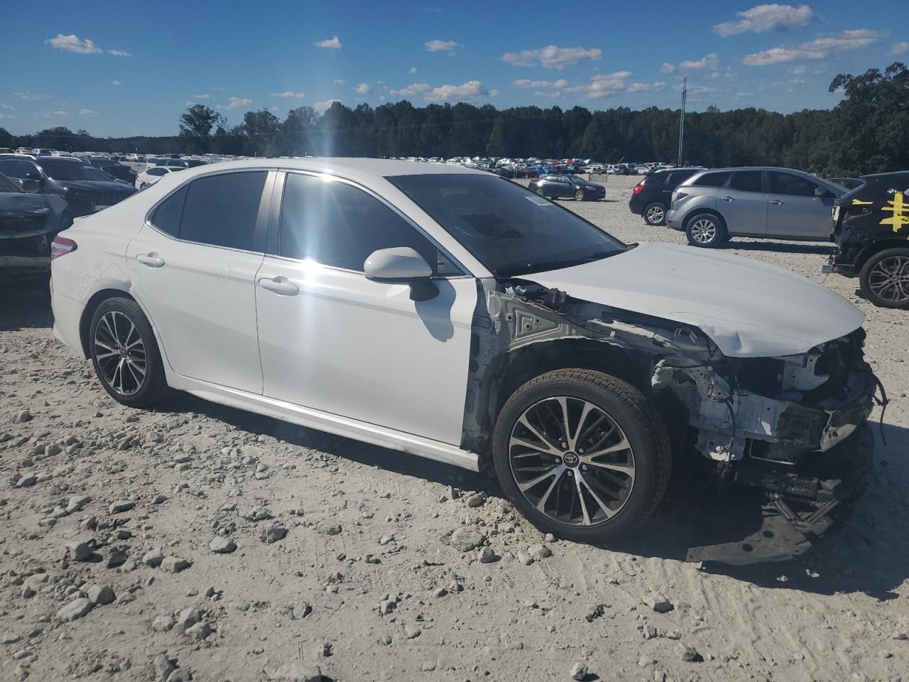 Lot #2955101796 2020 TOYOTA CAMRY SE