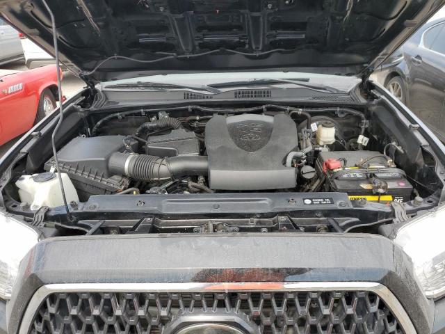 VIN 5TFAZ5CN2JX056335 2018 Toyota Tacoma, Double Cab no.11