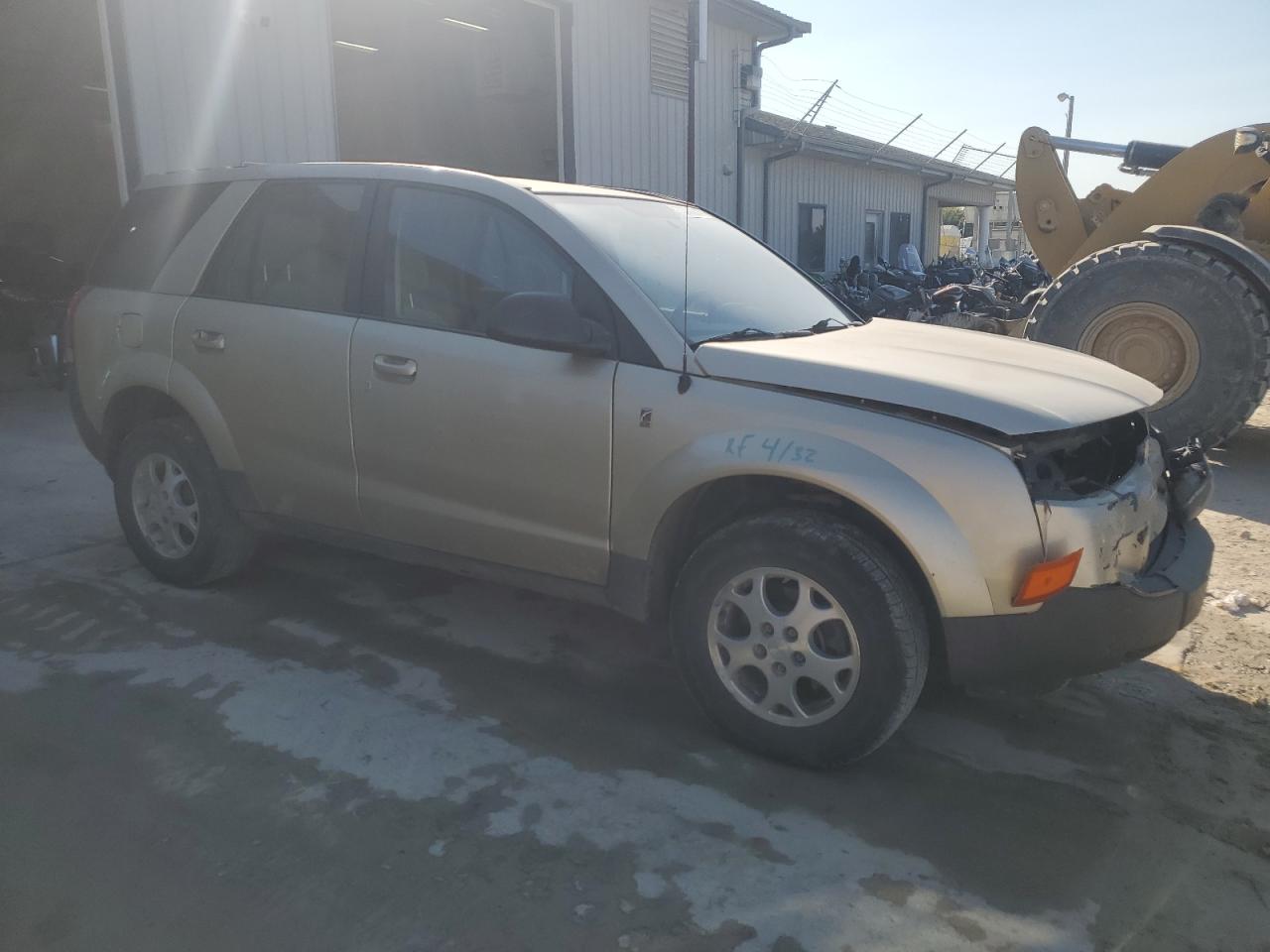 Lot #2902744235 2002 SATURN VUE