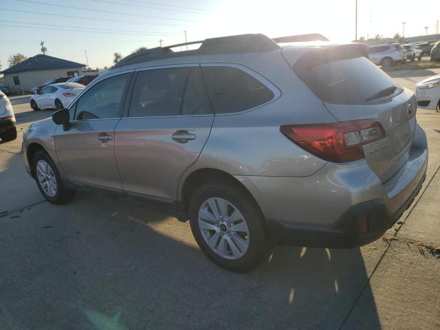 VIN 4S4BSAAC6J3380975 2018 Subaru Outback, 2.5I no.2