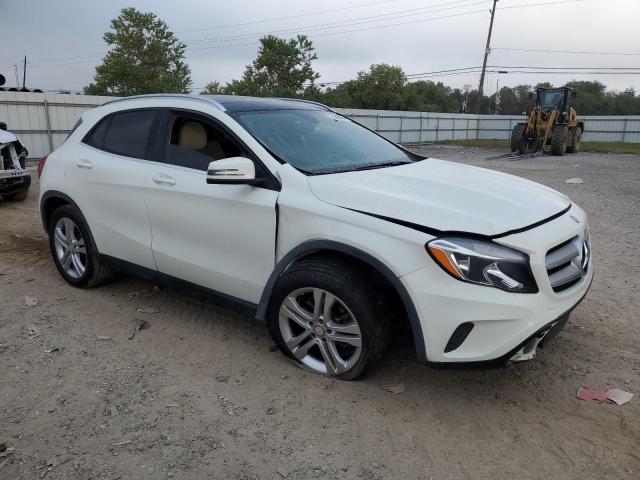 VIN WDCTG4EB2FJ135262 2015 MERCEDES-BENZ GLA-CLASS no.4