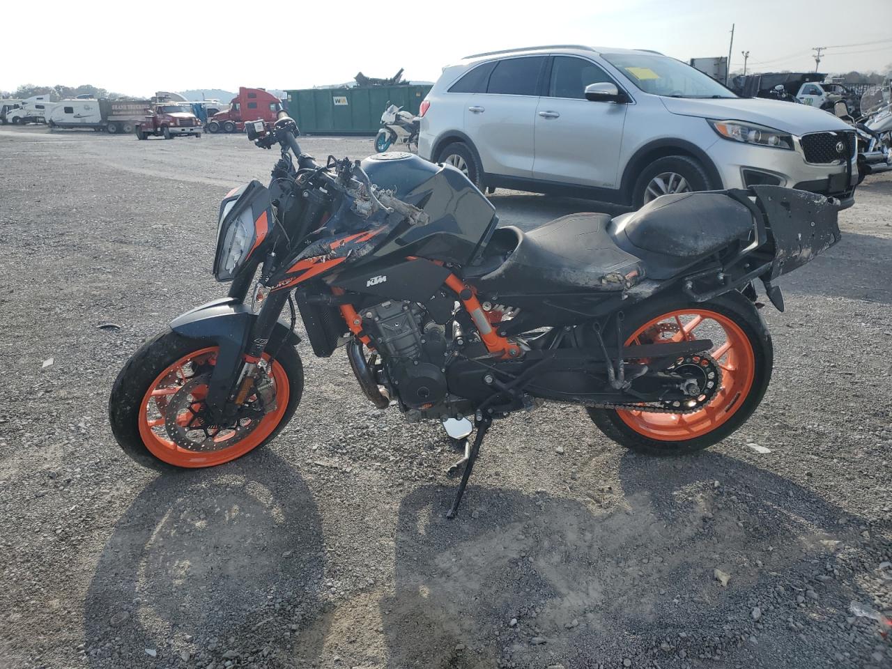 Lot #2986948814 2023 KTM 890 DUKE R