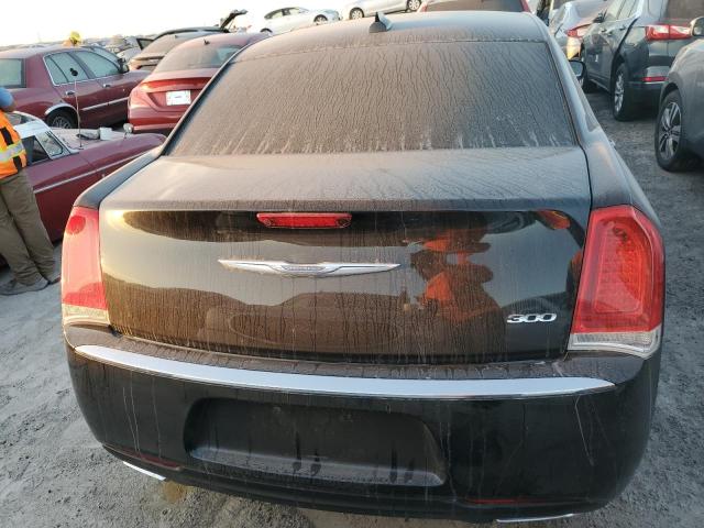 VIN 2C3CCAAGXHH547021 2017 Chrysler 300, Limited no.6