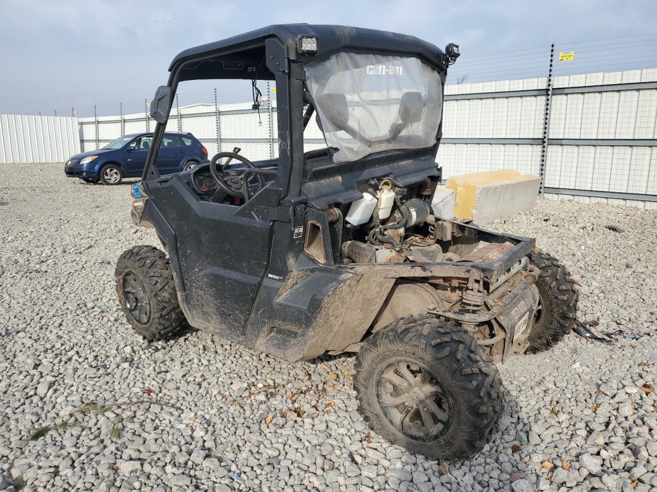 Lot #2945630128 2016 CAN-AM DEFENDER X