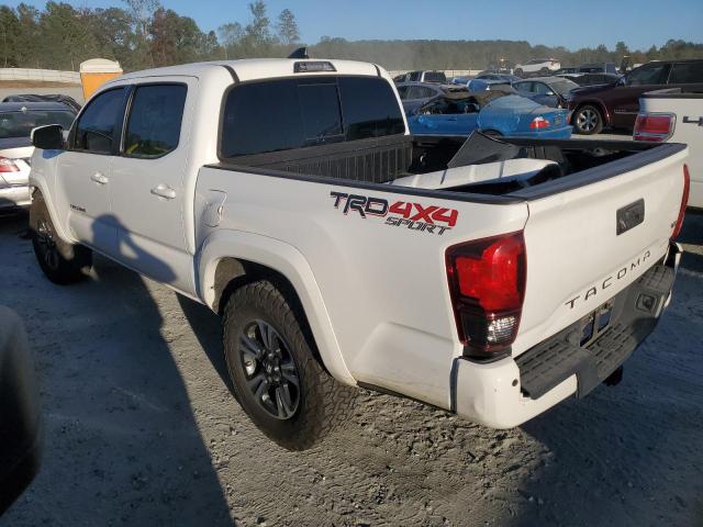 VIN 5TFCZ5AN7JX155759 2018 TOYOTA TACOMA no.2