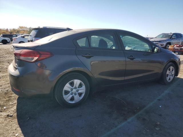 VIN 3KPFK4A77HE075577 2017 KIA Forte, LX no.3