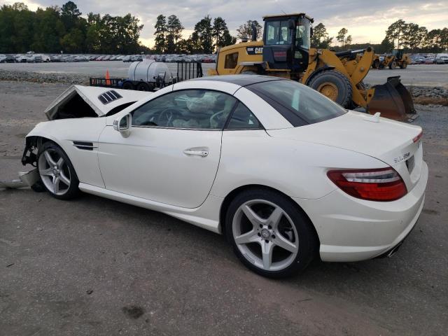 MERCEDES-BENZ SLK 350 2013 white  gas WDDPK5HA3DF053772 photo #3