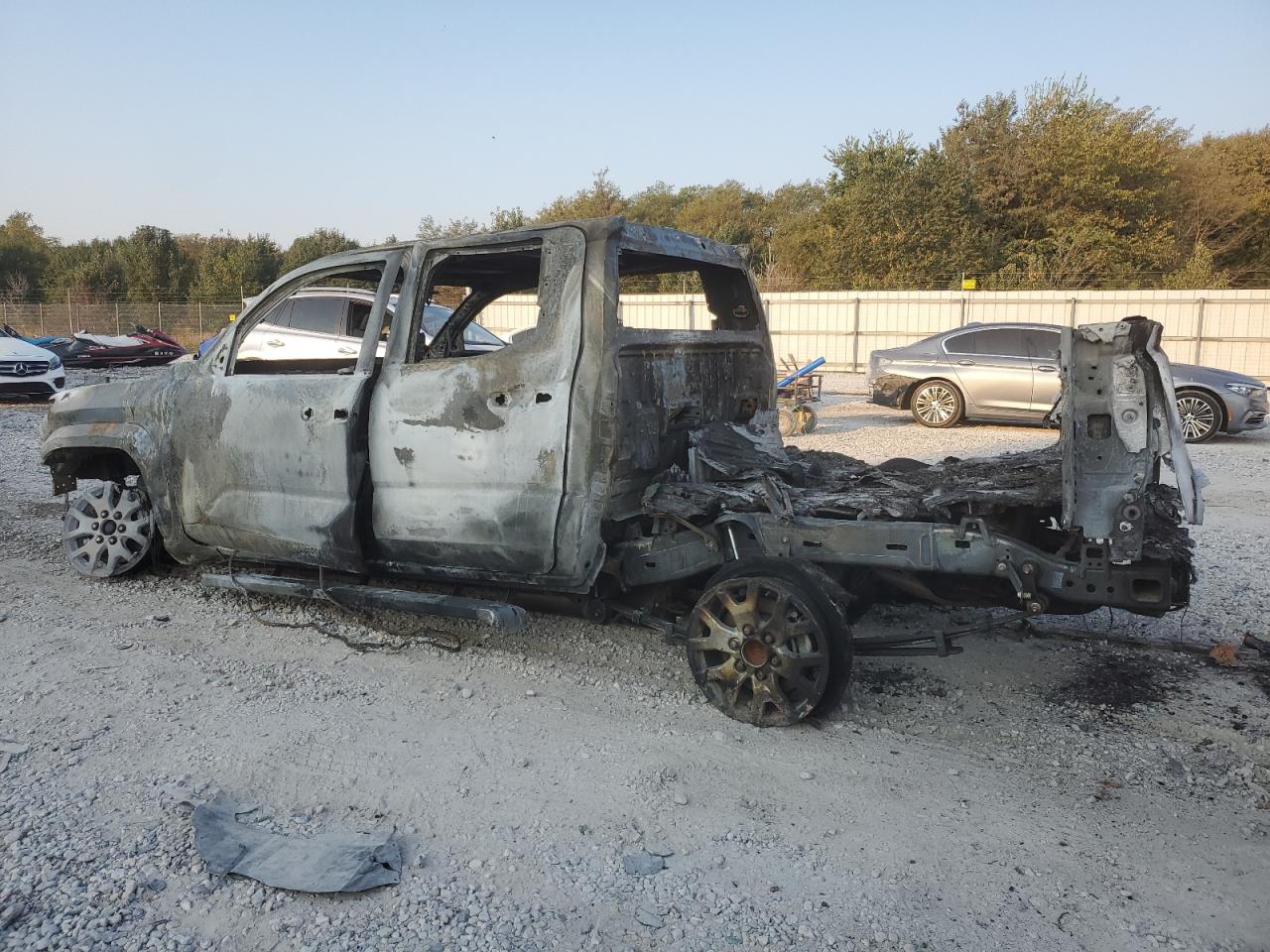 2024 TOYOTA TACOMA DOU 2.4L 4 , VIN: 3TYLD5KN0RT002806