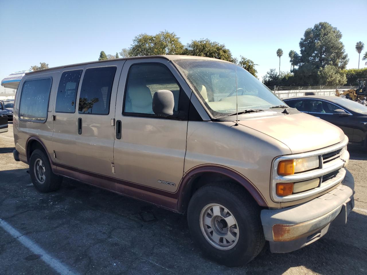 Lot #3034298069 2000 CHEVROLET EXPRESS G1