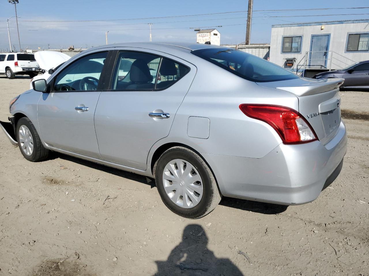 NISSAN VERSA S 2018 silver  gas 3N1CN7AP0JL824493 photo #3